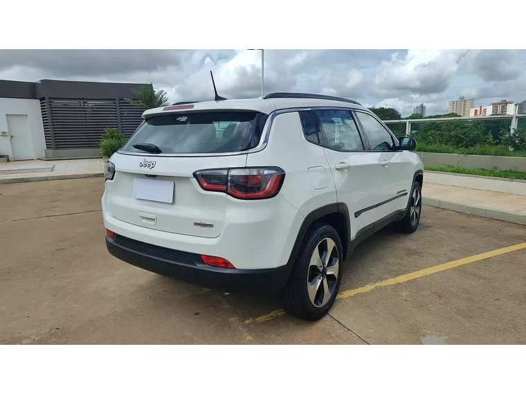 Jeep Compass Branco 13