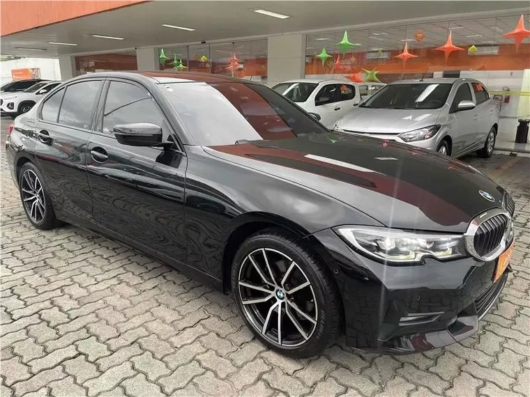 BMW 320i Preto 13