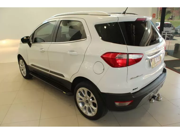 Ford Ecosport Branco 6