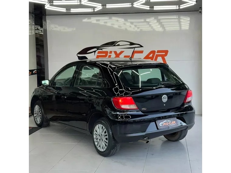 Volkswagen Gol Branco 9