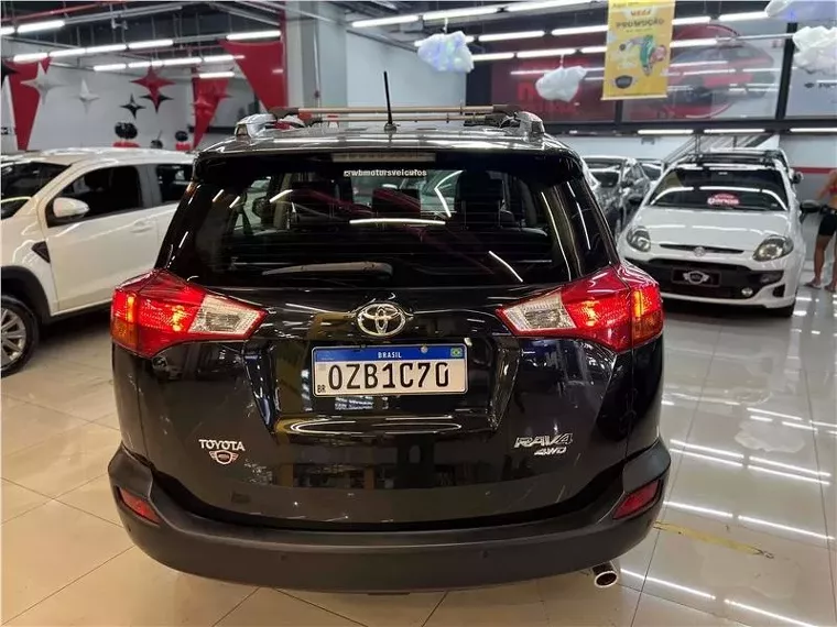 Toyota RAV4 Preto 12