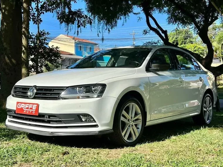 Volkswagen Jetta Branco 9