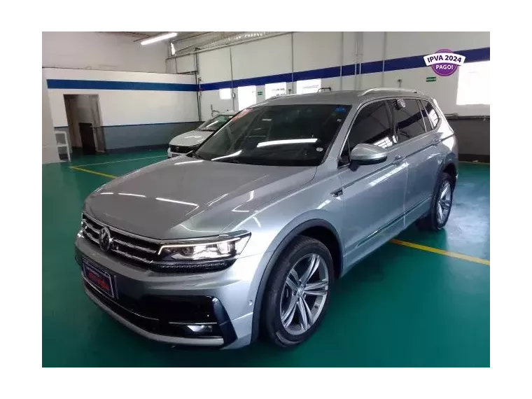 Volkswagen Tiguan Prata 1