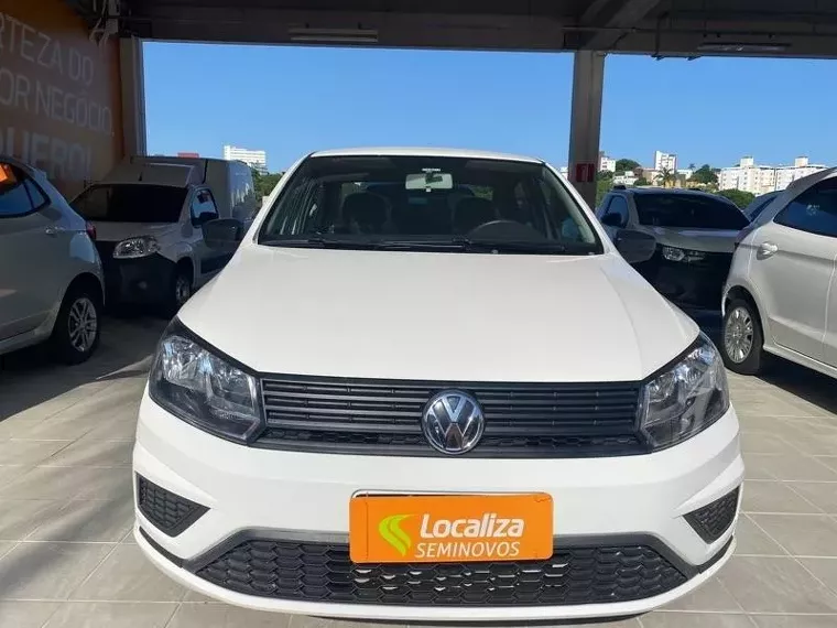 Volkswagen Voyage Branco 1