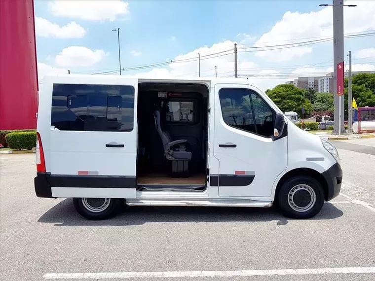 Renault Master Branco 2