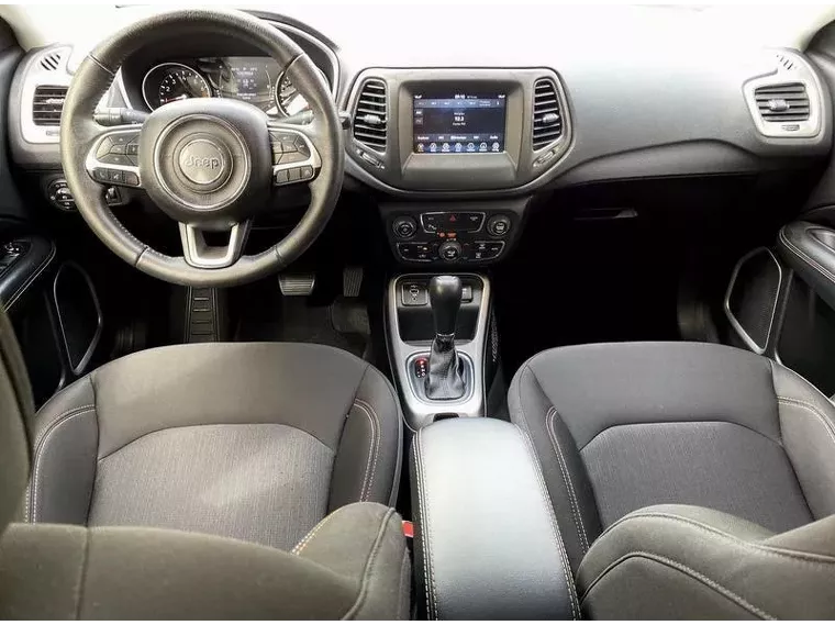 Jeep Compass Branco 18