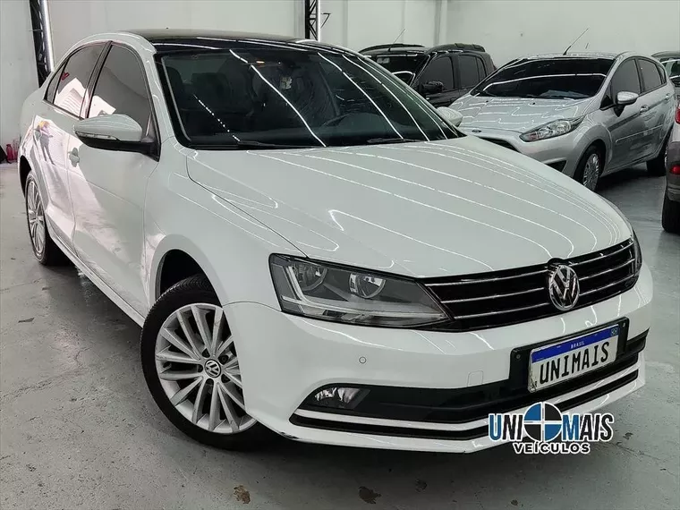 Volkswagen Jetta Branco 5