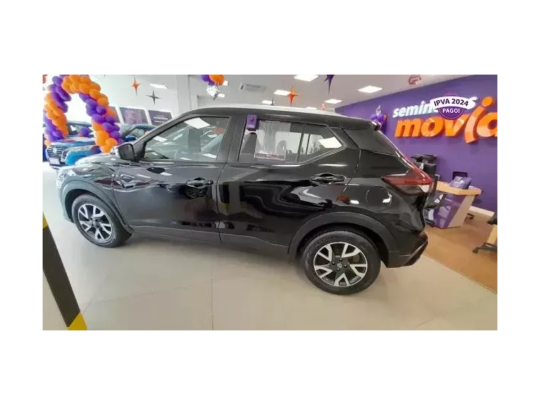 Nissan Kicks Preto 2