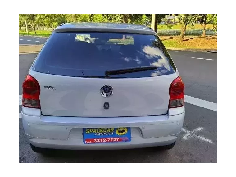 Volkswagen Gol Prata 5