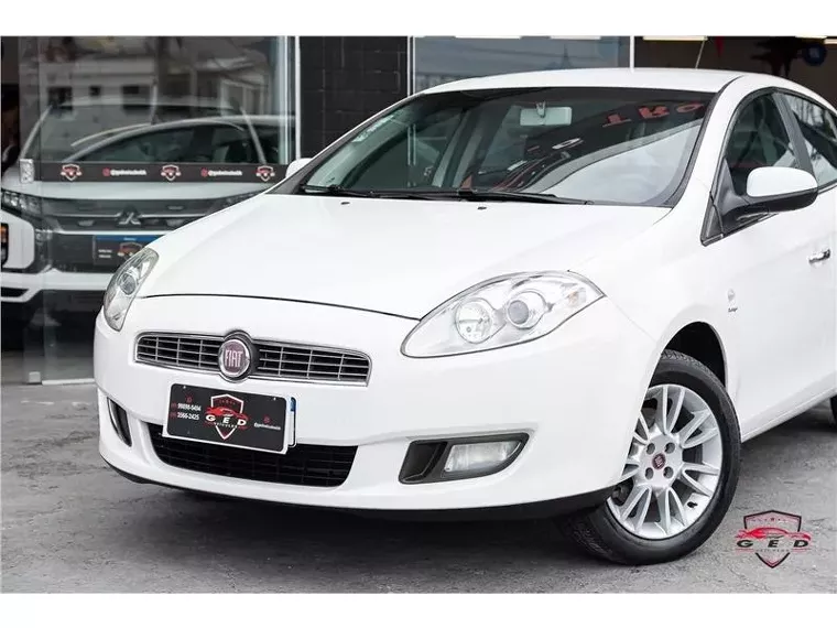 Fiat Bravo Branco 18