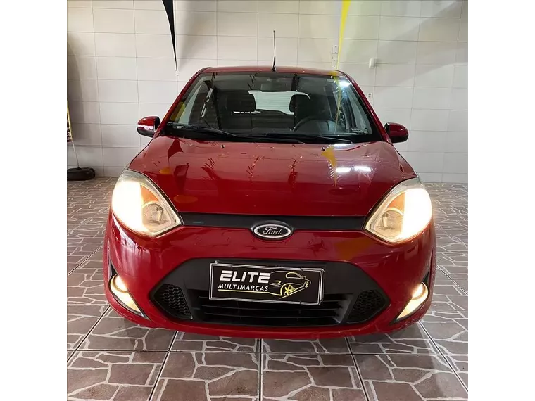 Ford Fiesta Vermelho 13