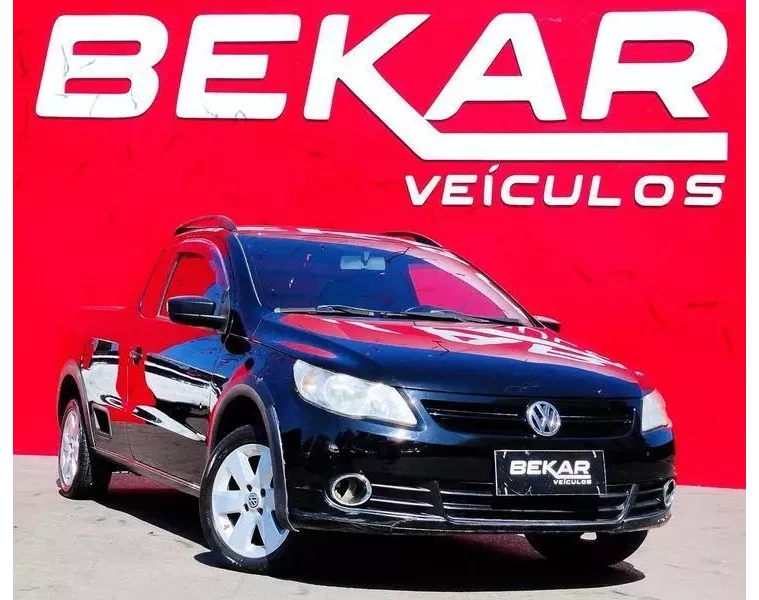 Volkswagen Saveiro Preto 5