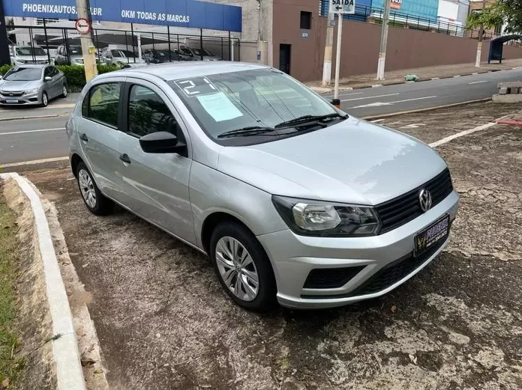 Volkswagen Gol Prata 1