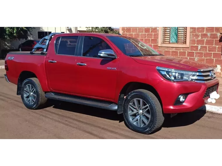 Toyota Hilux Vermelho 5