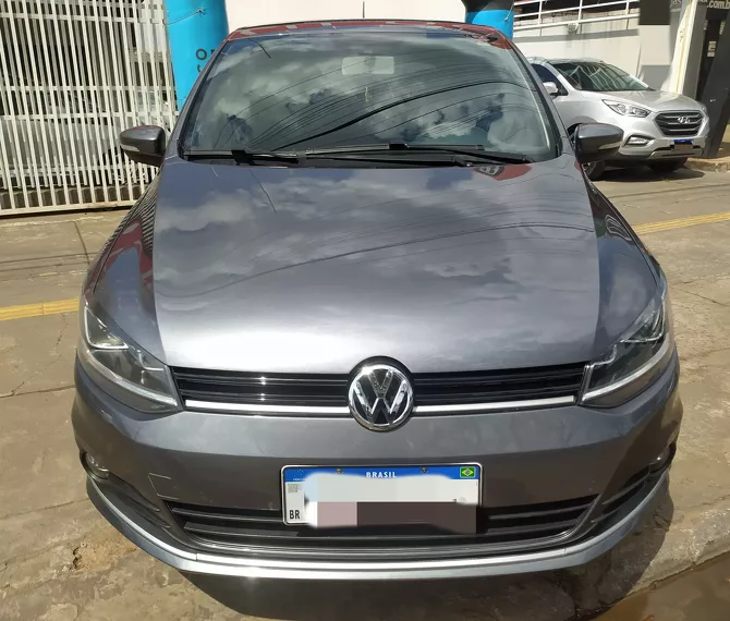 Volkswagen Fox Cinza 1