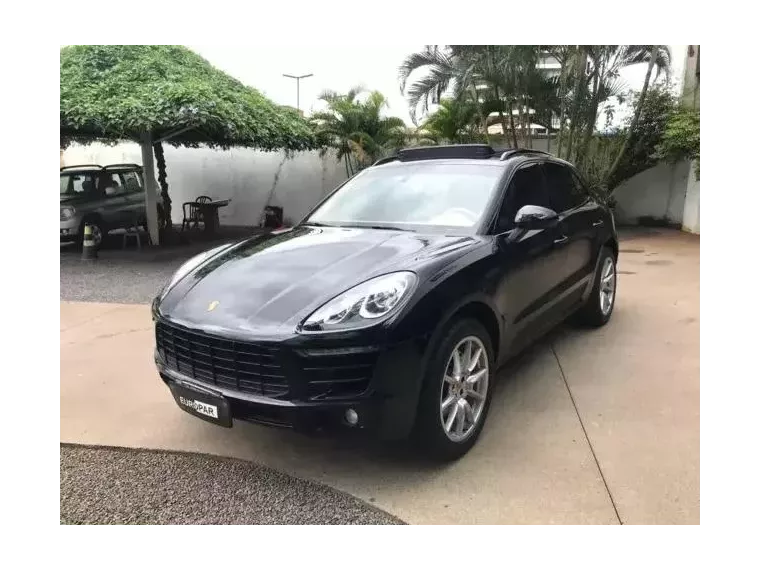 Porsche Macan Preto 8