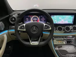 Mercedes-benz E 63 AMG