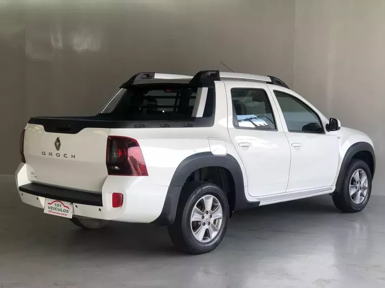 Renault Duster Oroch Branco 16