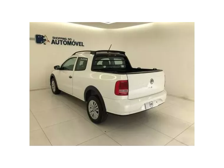 Volkswagen Saveiro Branco 4