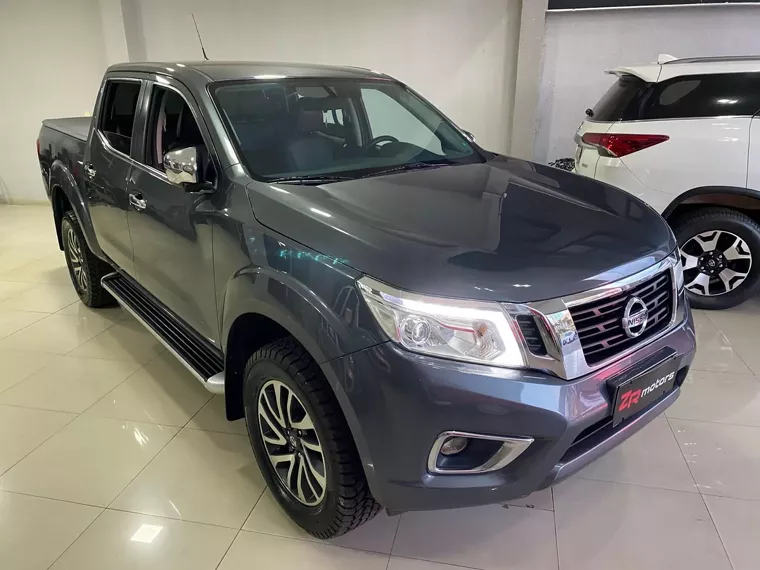 Nissan Frontier Cinza 9