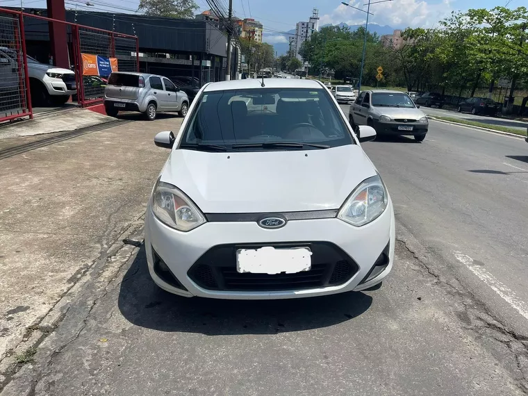 Ford Fiesta Branco 1