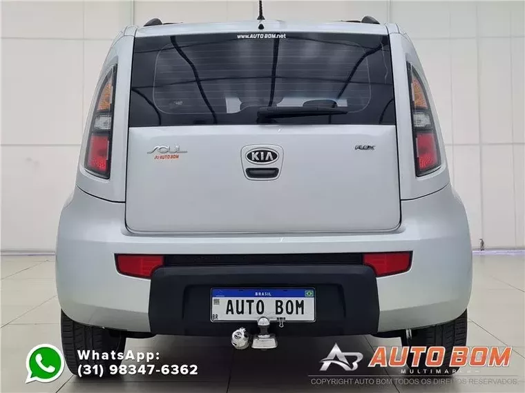 KIA Soul Prata 12