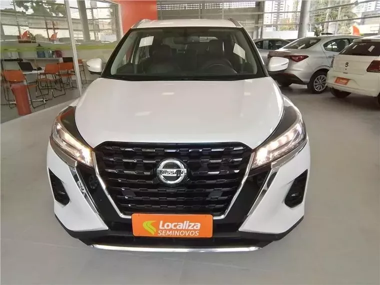 Nissan Kicks Branco 6