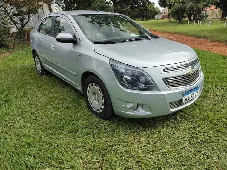 Chevrolet Cobalt Prata 6