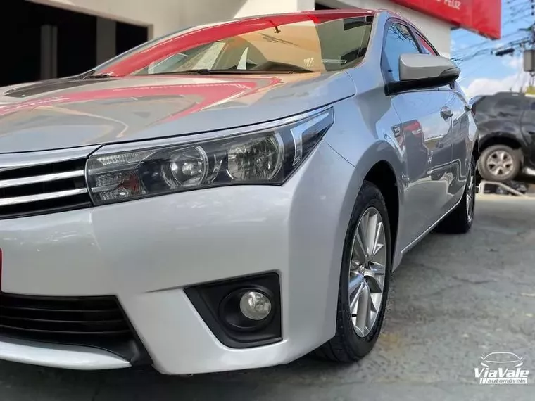 Toyota Corolla Prata 6