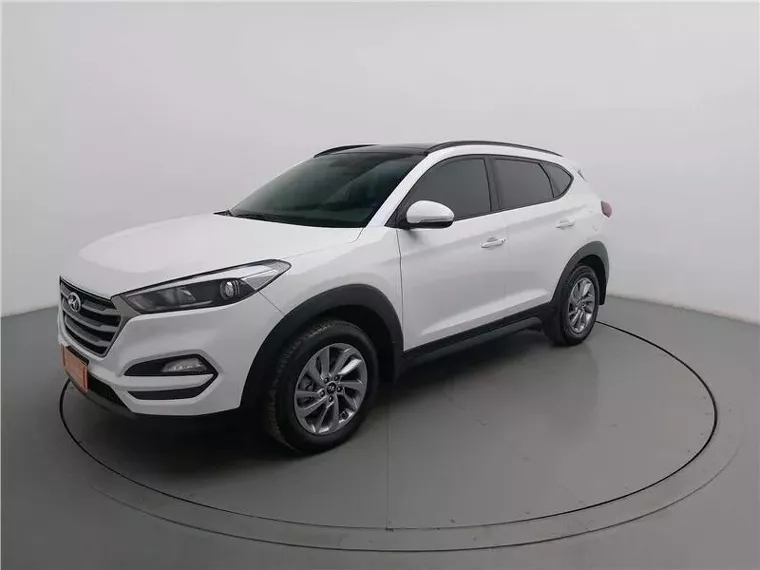 Hyundai Tucson Branco 4