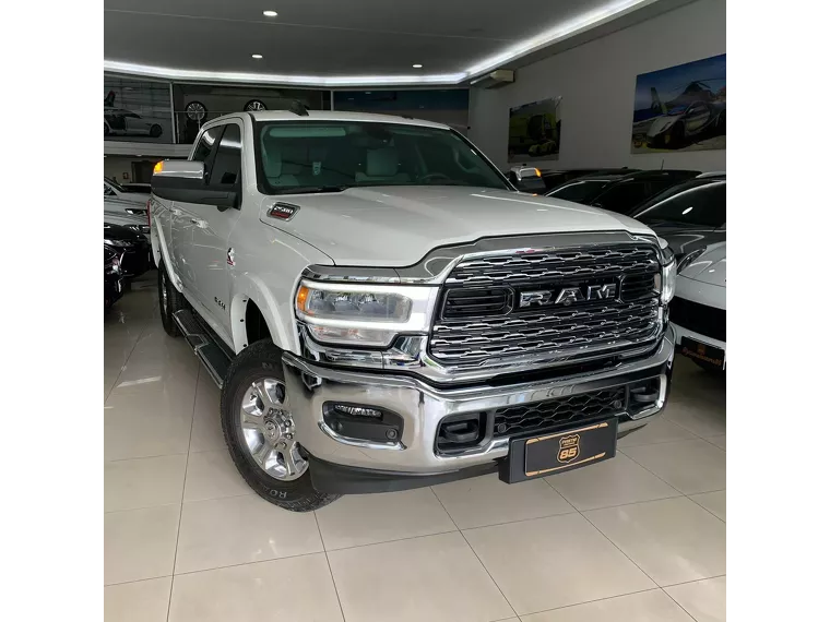 RAM 2500 Branco 15