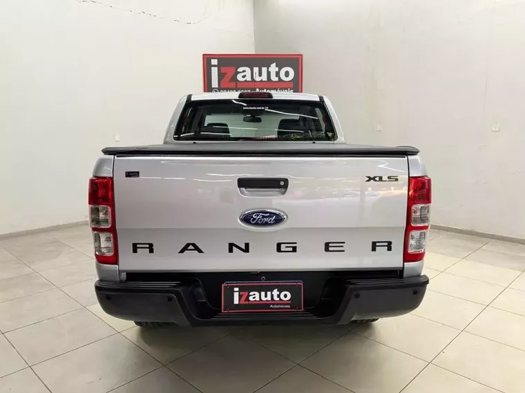 Ford Ranger Prata 11