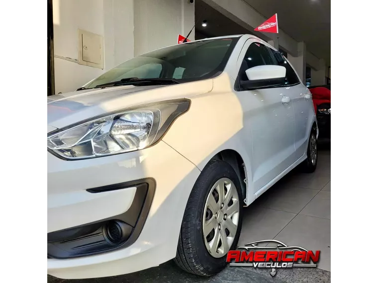 Ford KA Branco 13