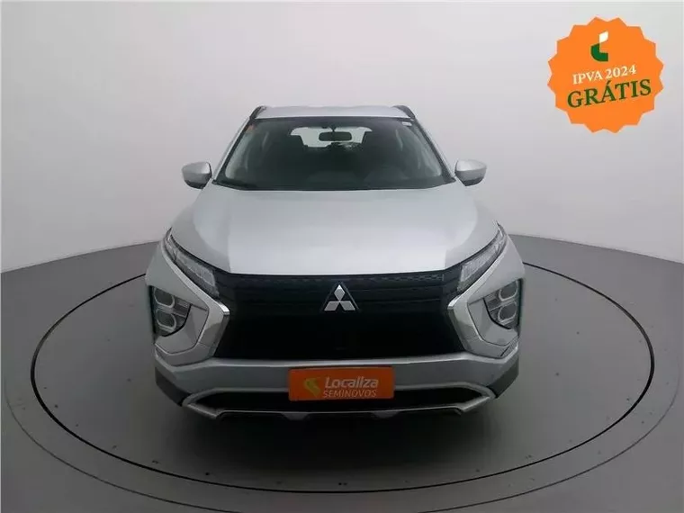 Mitsubishi Eclipse Cross Prata 13