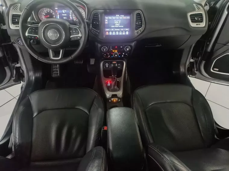 Foto do carro