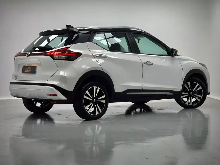 Nissan Kicks Branco 8