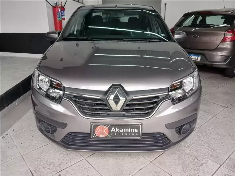 Renault Logan Cinza 9