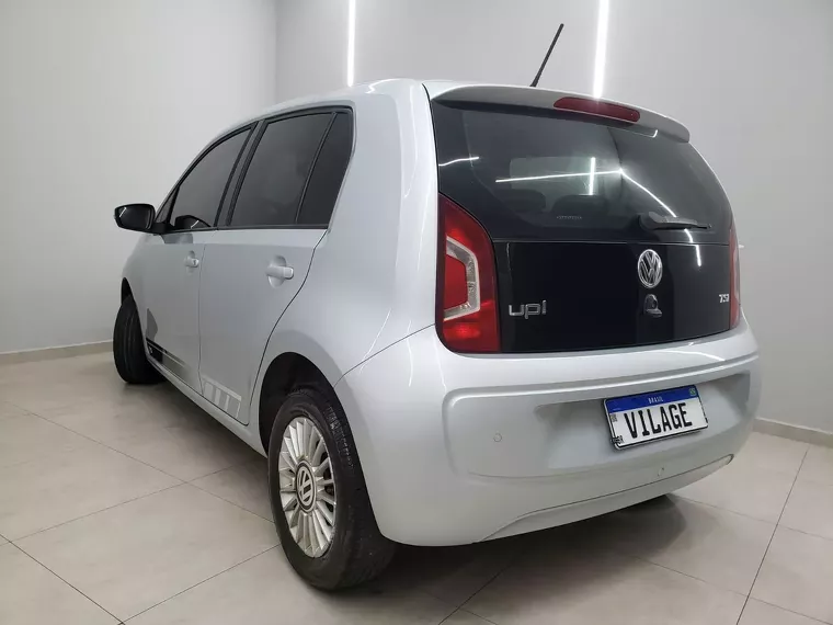 Volkswagen UP Prata 13