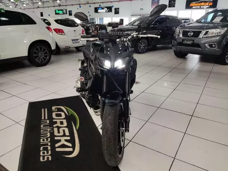 Yamaha MT-09 Preto 5