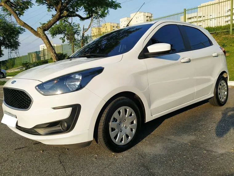 Ford KA Branco 13