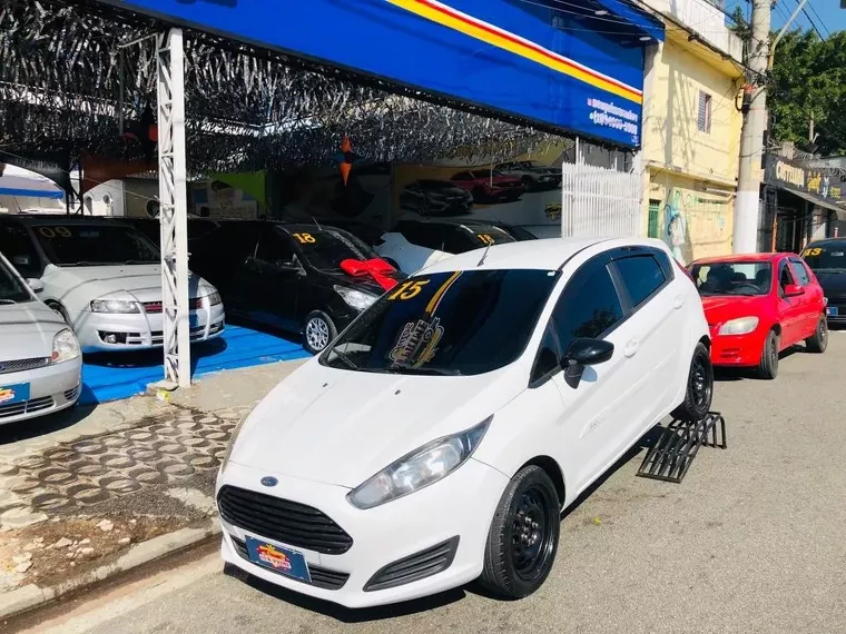 Ford Fiesta Branco 6