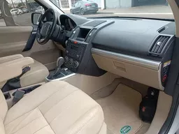 Land Rover Freelander 2