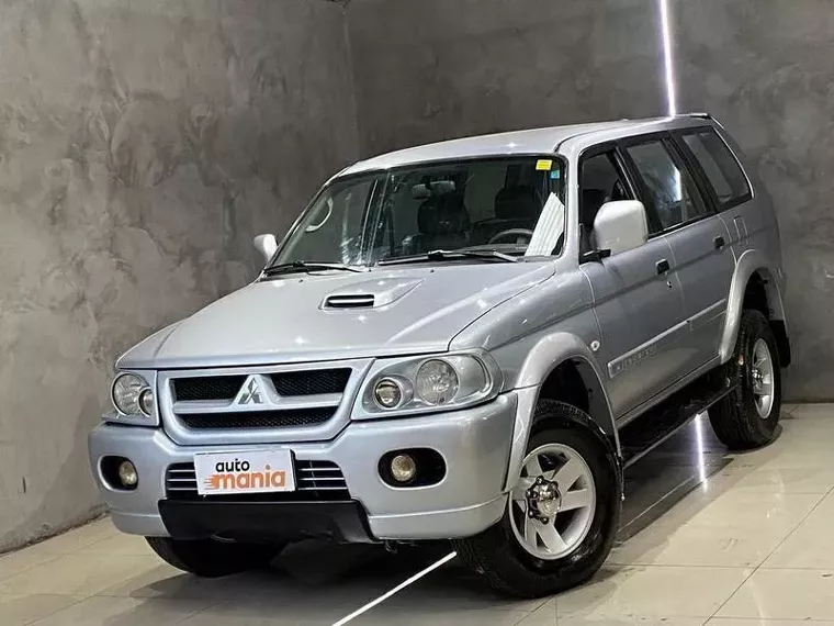 Mitsubishi Pajero Sport Prata 37