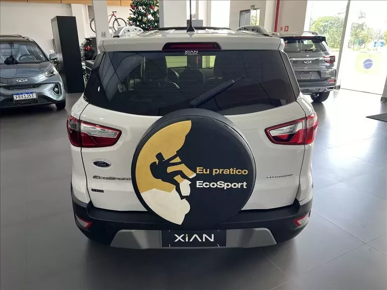 Ford Ecosport Branco 7