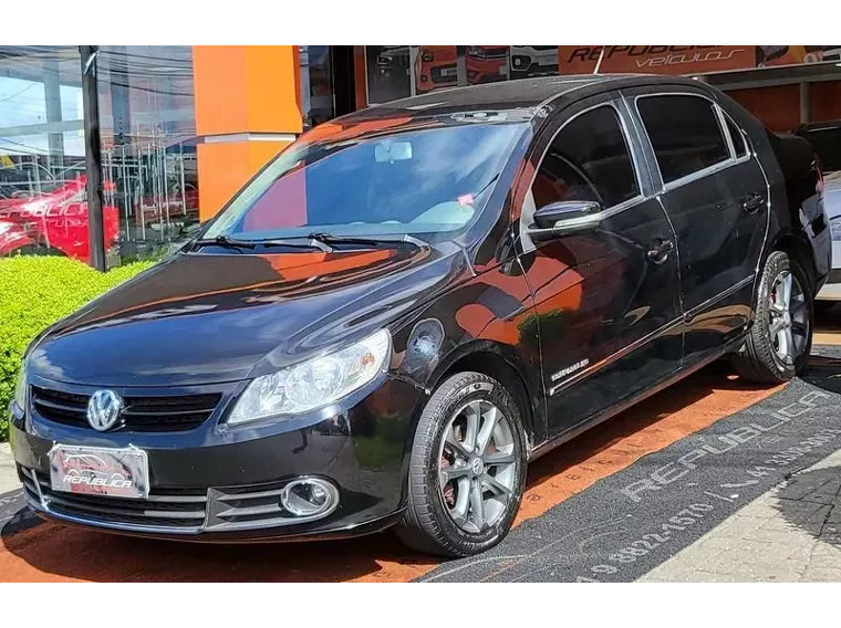 Volkswagen Voyage Preto 2