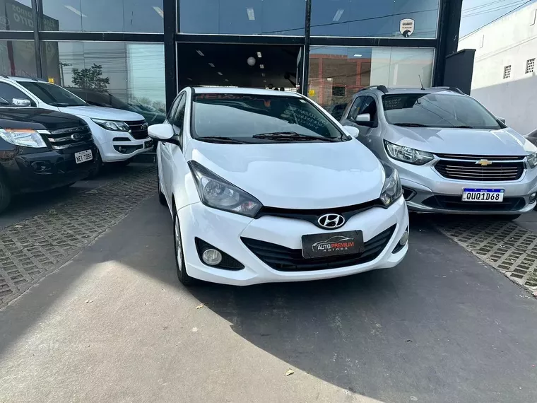 Hyundai HB20S Branco 1