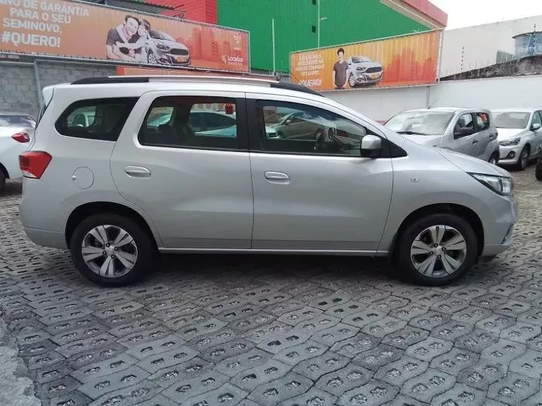 Chevrolet Spin Prata 3