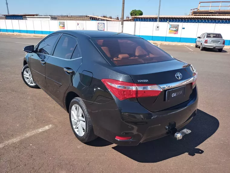 Toyota Corolla Preto 11