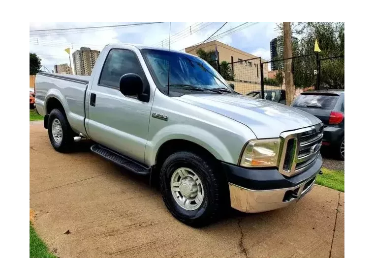 Ford F-250 Prata 4