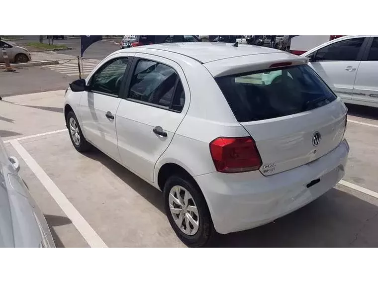 Volkswagen Gol Branco 6